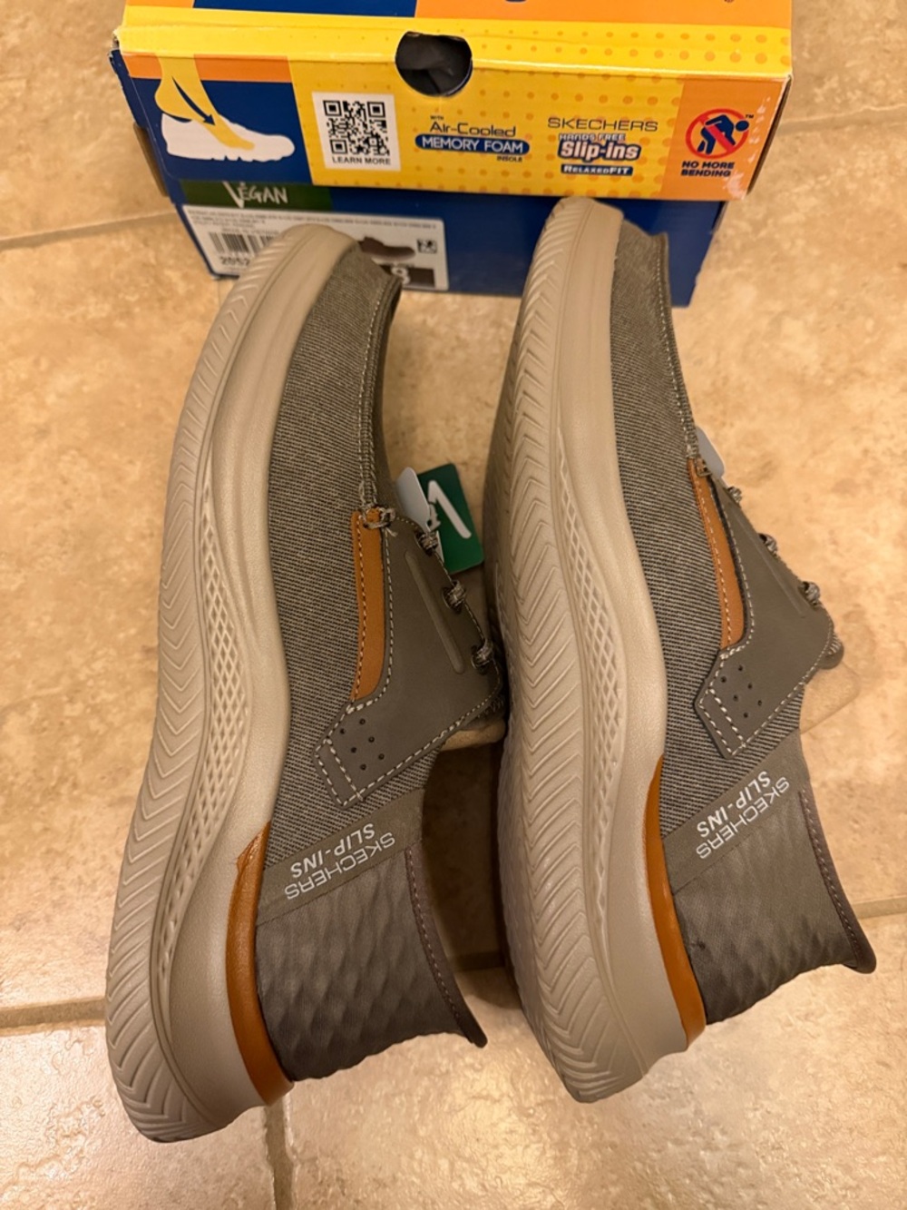 SKECHERS men’s Slip-ins RF: Hasting - Niko - Picture 10 of 16